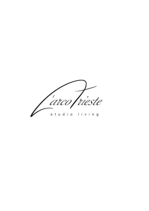 Larco Trieste Studio Living 3 エクステリア 写真